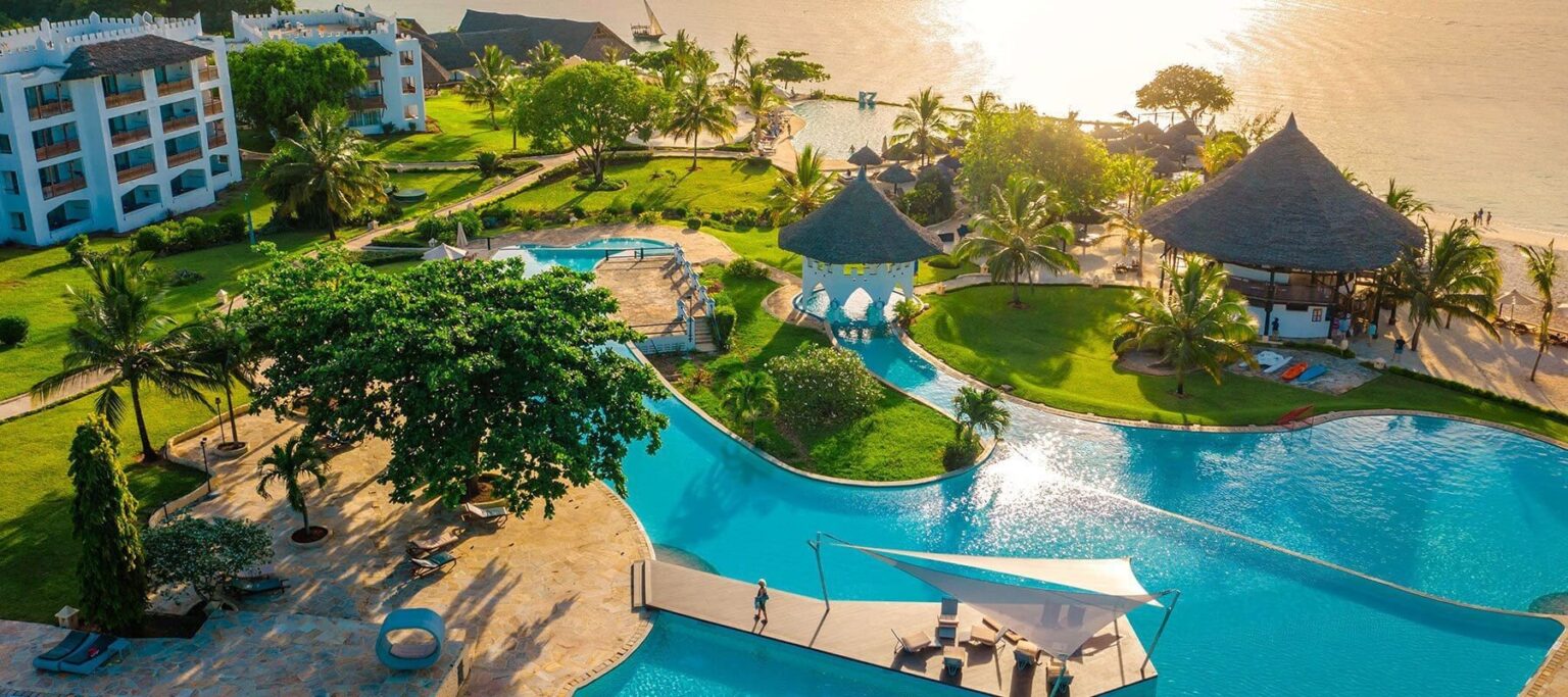 10 Days Lodge Safari and Beach Zanzibar
